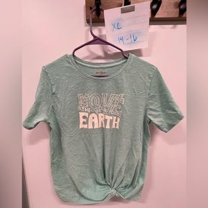 Earth day tee